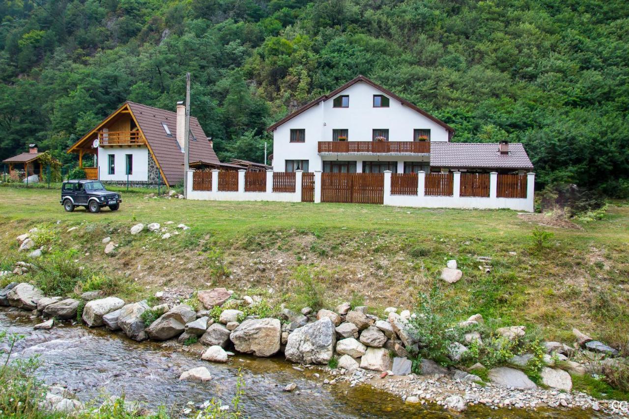 Popasul Junilor Hotel Gura Raului Exterior photo